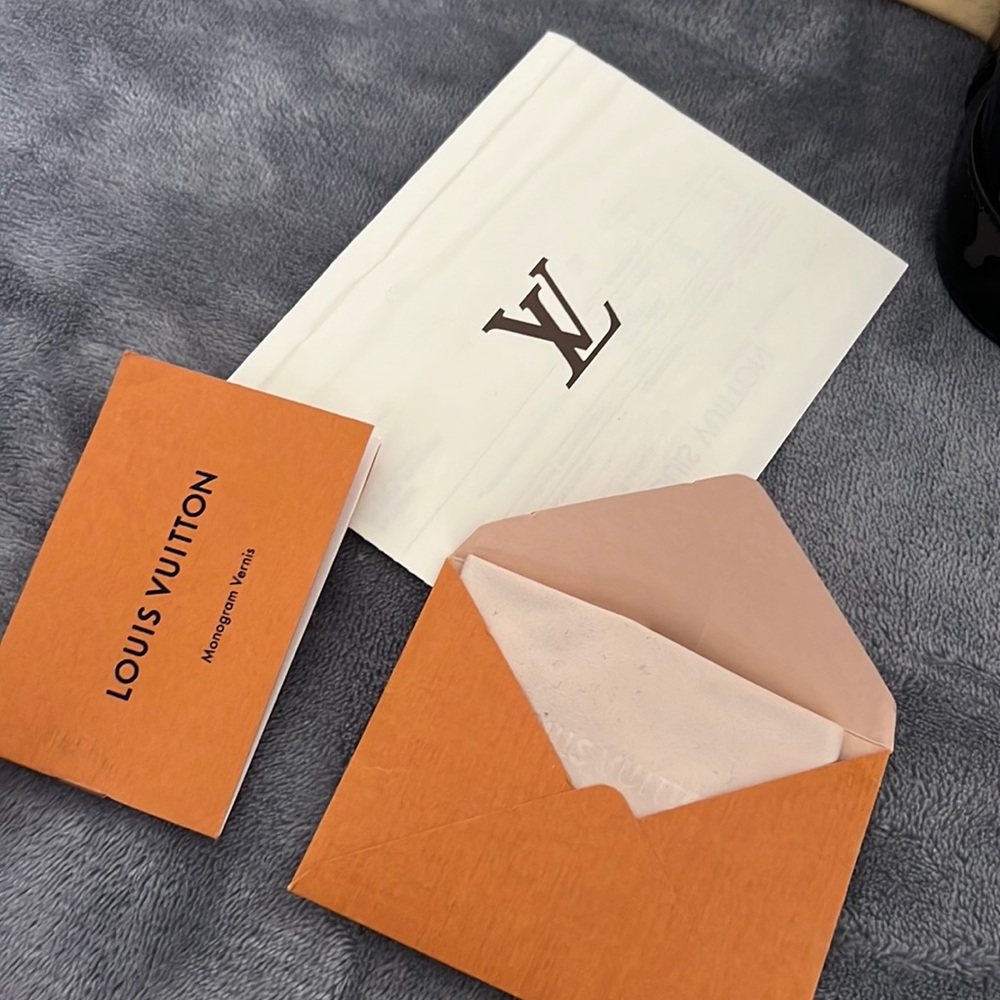 BRAND NEW LOUIS VUITTON
Monogram Vernis Alma PM - Picture 5 of 7